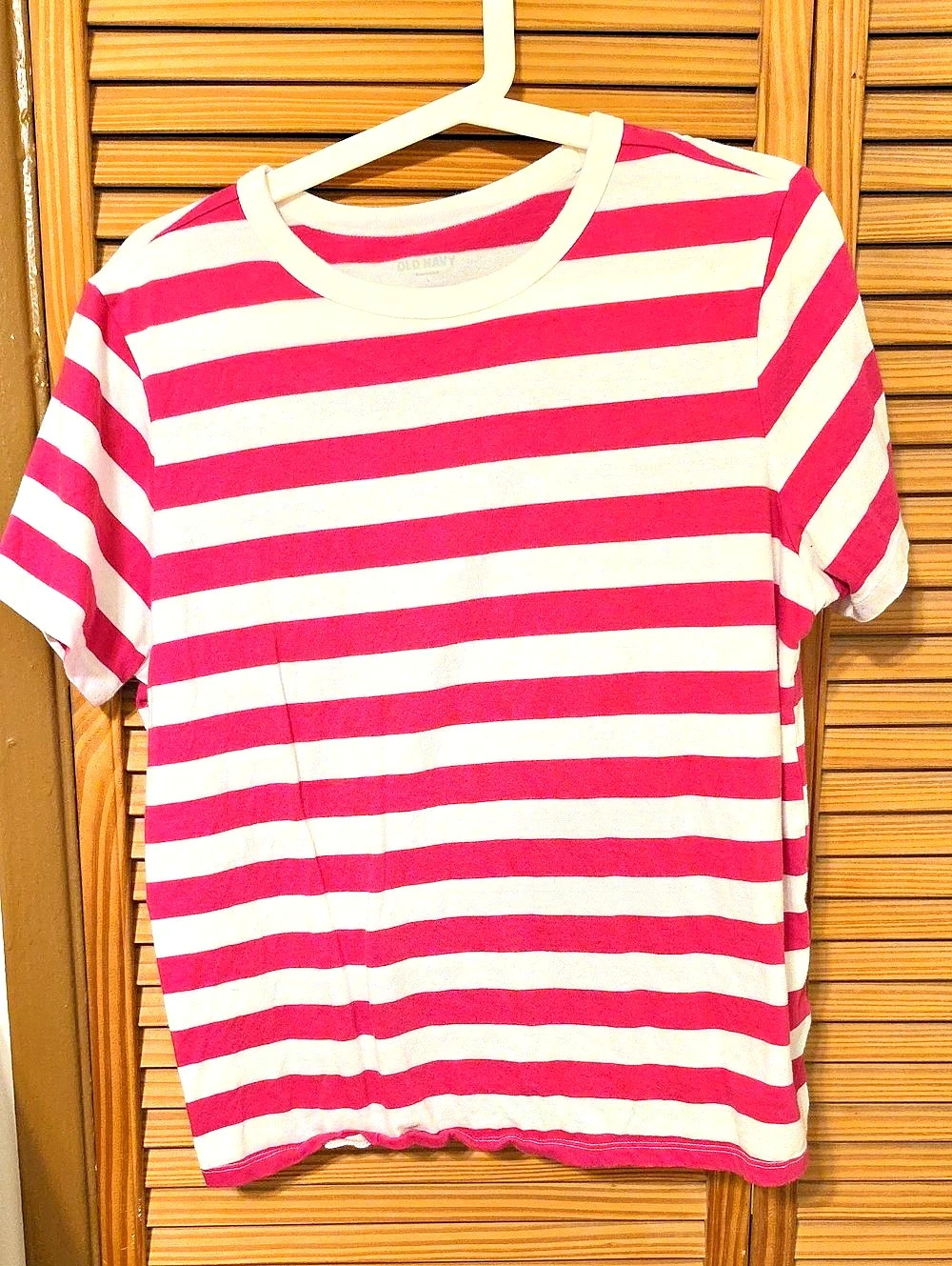 Old Navy EveryWear Crew-Neck Striped T-Shirt Pink & White